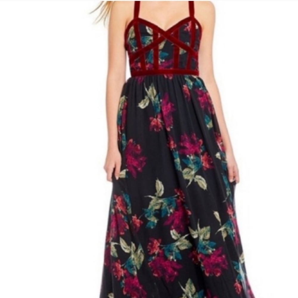 Gianni Bini Floral Maxi Dress - Red and Black
